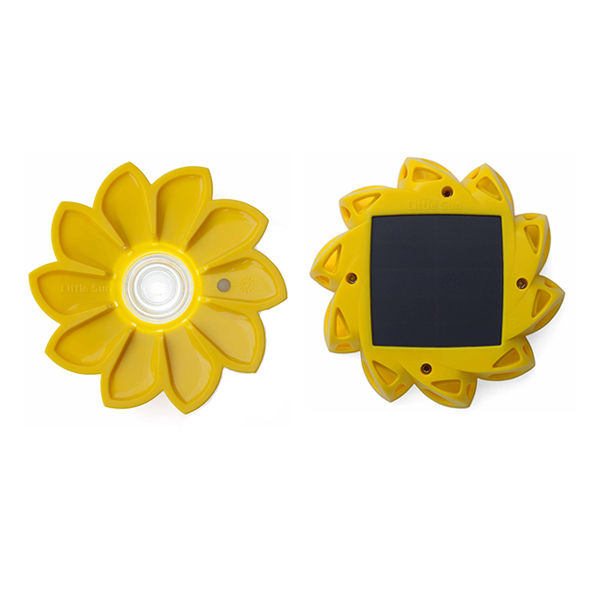 Solar Powered Lamps Image 1